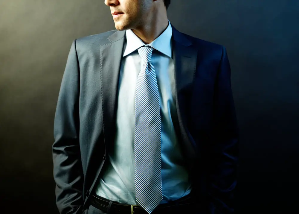 How Long Should a Man's Tie Be?