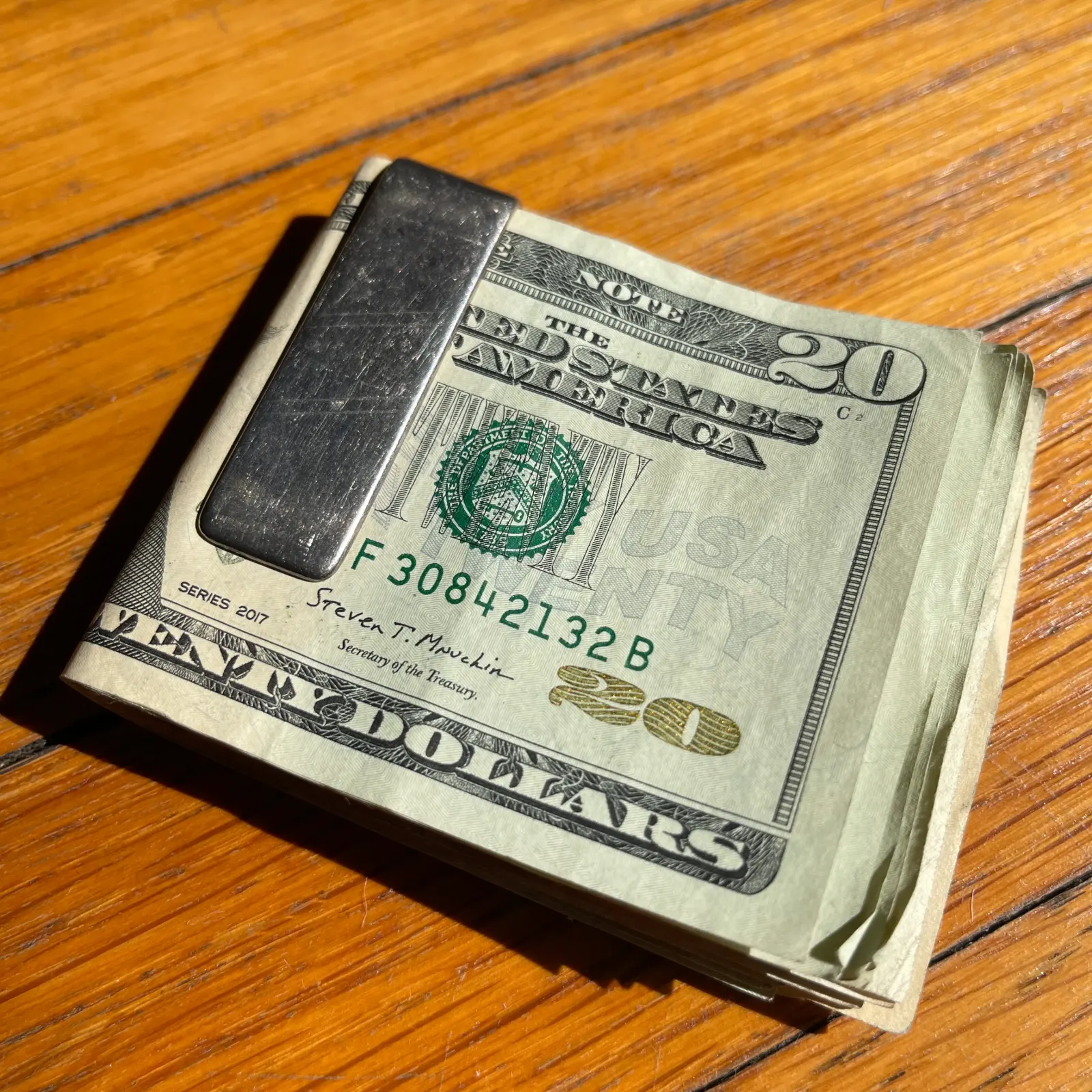 12 Best High-End Money Clips