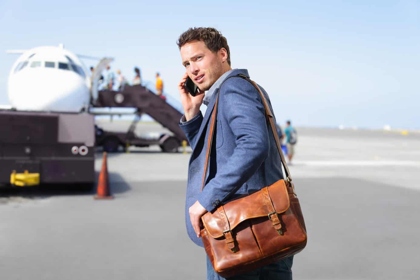 Best Messenger Bags for Air Travel [Our Top 7]